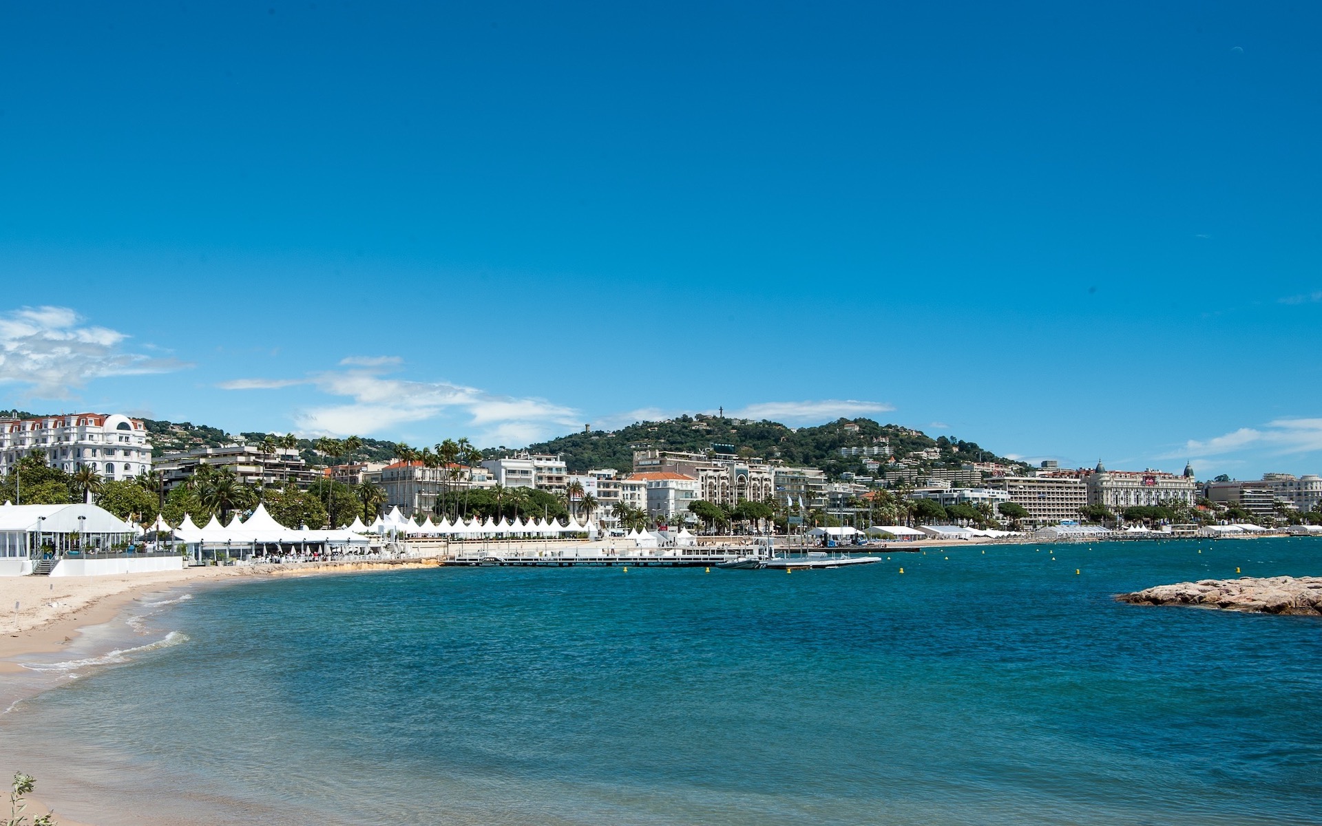 The view from the American Pavilion / The American Pavilion will have hosted 30 events by the time Cannes 2025 wraps.