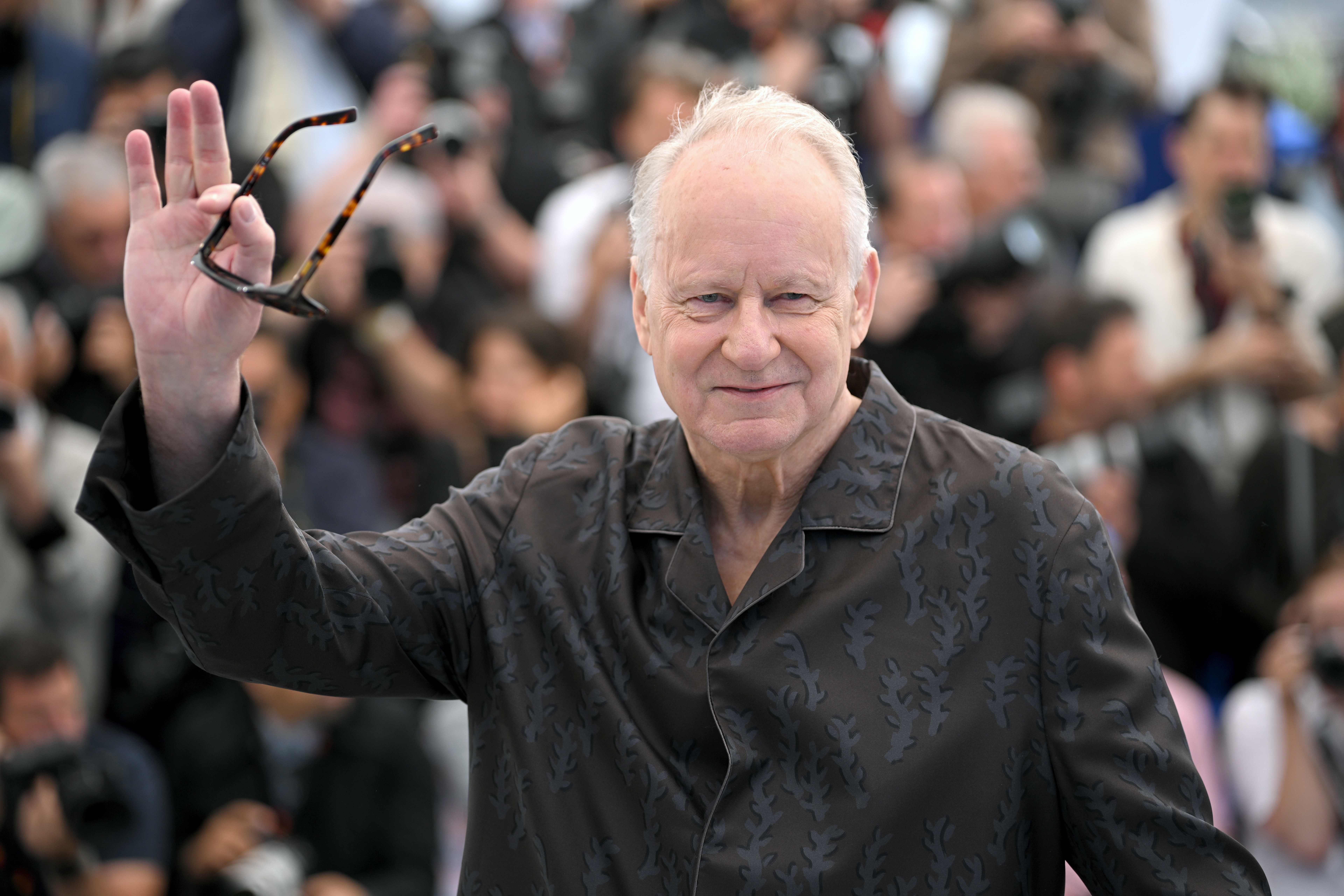 Stellan Skarsgård poses during the 'Sentimental Value' photocall at the 78th annual Cannes Film Festival