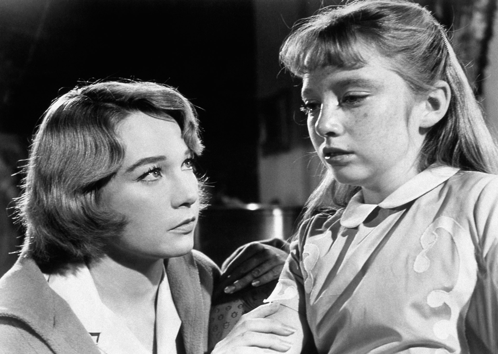 THE CHILDREN'S HOUR, Shirley MacLaine, Veronica Cartwright, 1961