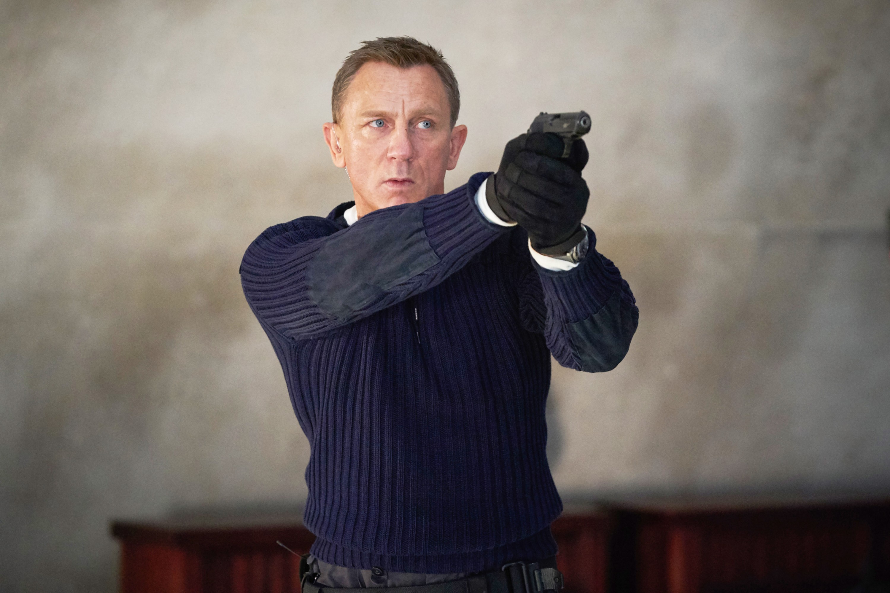 NO TIME TO DIE, Daniel Craig as James Bond, 2020. ph: Nicola Dove / © MGM / courtesy Everett Collection