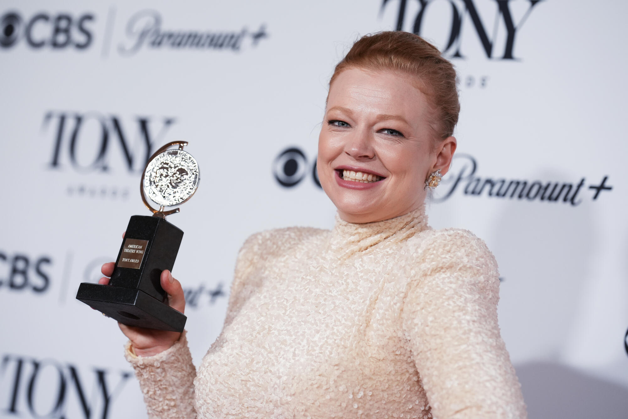 Sarah Snook won the Tony Award for Best Actress in a Play at The 78th Annual Tony Awards.