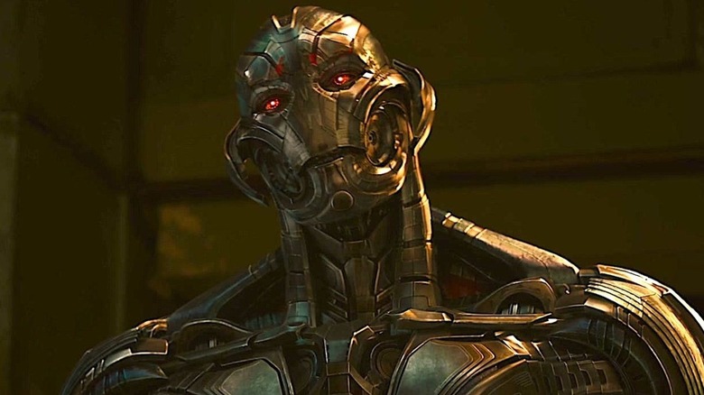Ultron standing and staring in "Avengers: Age of Ultron" (2015)