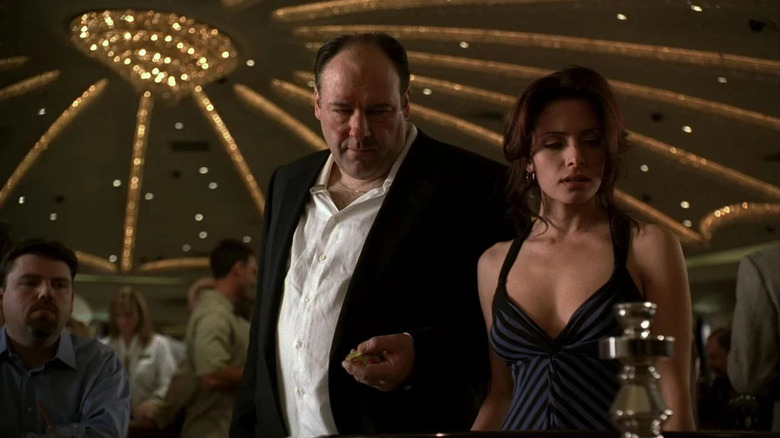 Tony Soprano gambles in a casino in "Kennedy and Heidi"