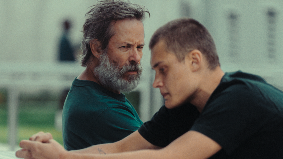 Guy Pearce in Inside