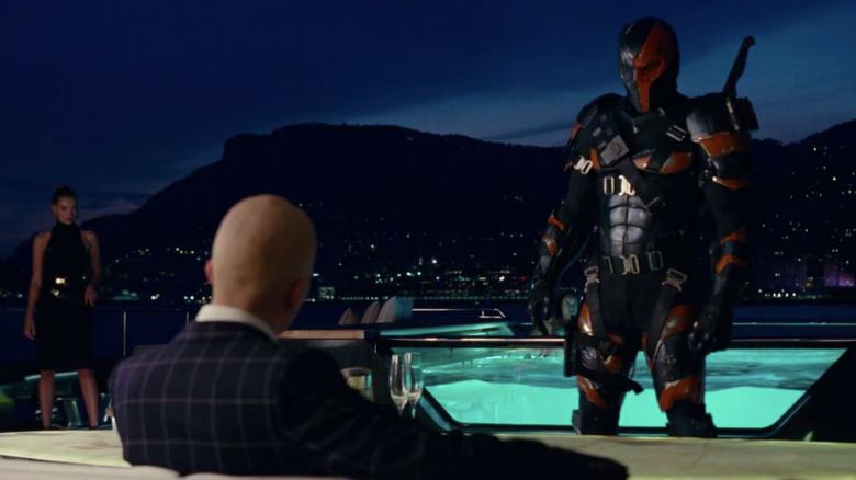 Deathstroke meets with Lex Luthor in "Justice League" (2017)
