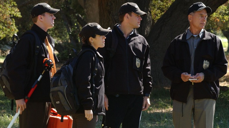 Gibbs and his team in the field in "NCIS"