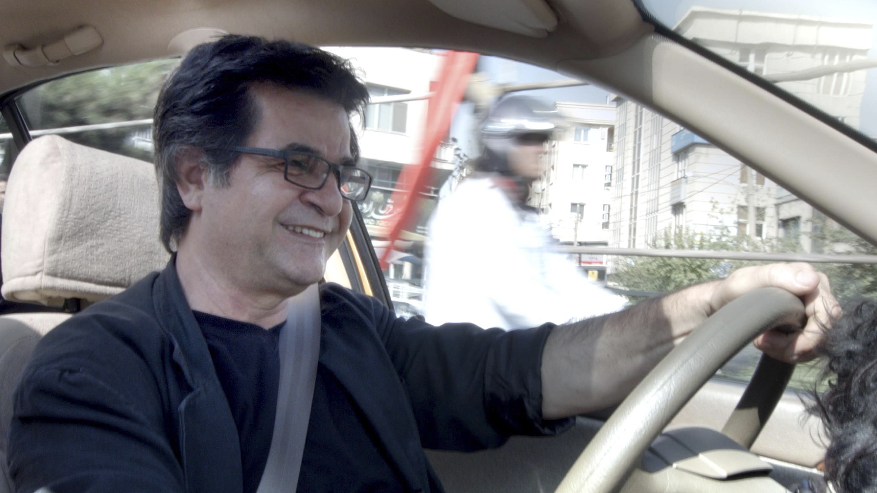 No Merchandising. Editorial Use Only. No Book Cover Usage.Mandatory Credit: Photo by Jafar Panahi Film Prods./Kobal/REX/Shutterstock (5868980b)Taxi (2015)Taxi - 2015Director: Jafar PanahiJafar Panahi Film ProductionsIRANScene StillDocumentary