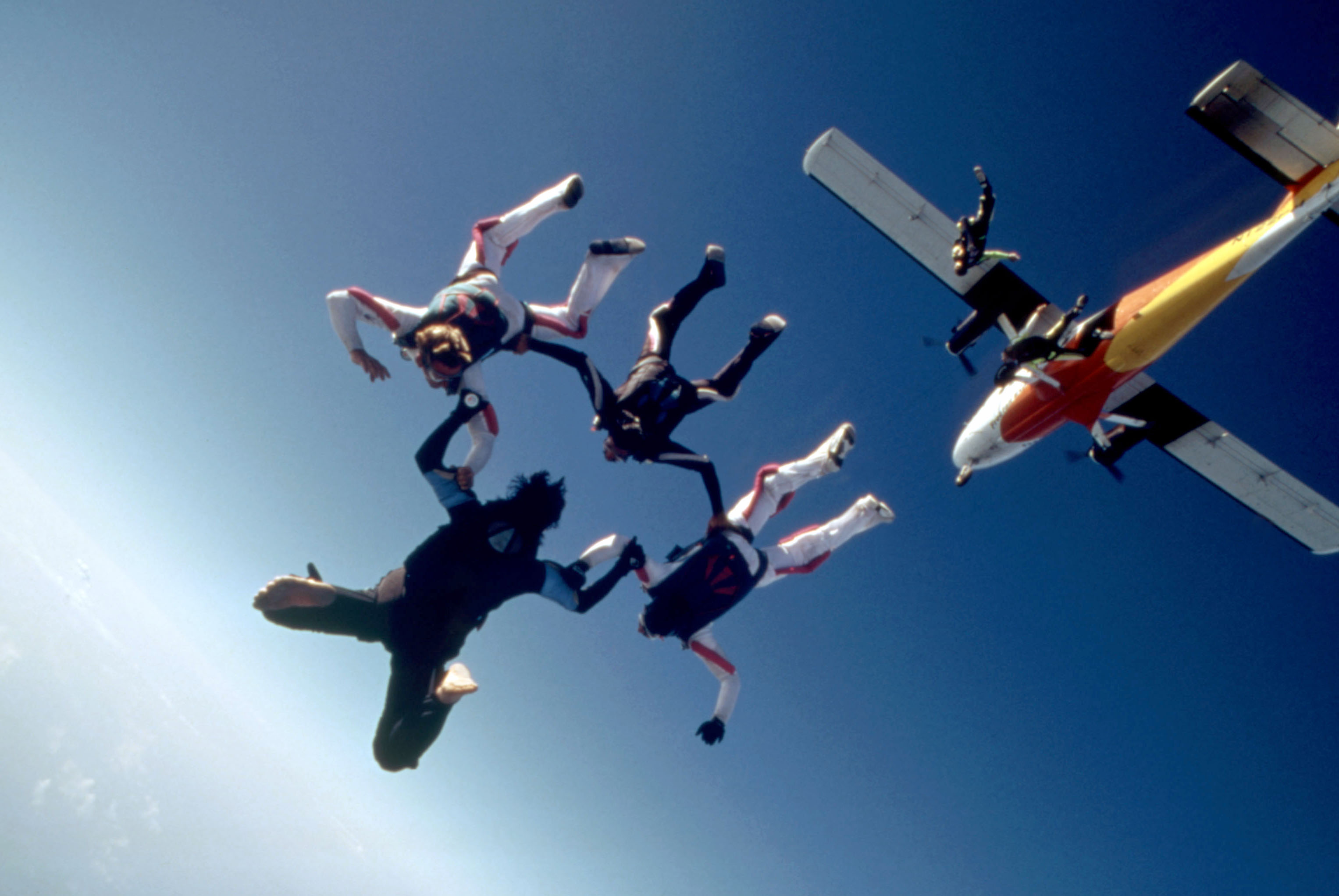 DROP ZONE, 1994. ©Paramount/courtesy Everett Collection