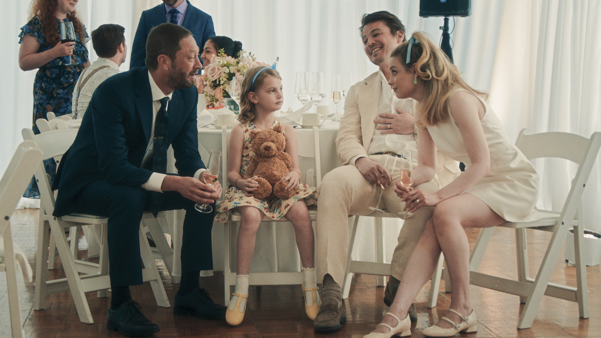 THE BEAR — “Bears”— Season 4 Episode 7 (Streams Thursday, June 26th) Pictured: (l-r) Ebon Moss-Bachrach as Richard “Richie” Jerimovich, Annabelle Toomey as Eva, Josh Hartnett as Frank, Gillian Jacobs as Tiffany. CR: FX.