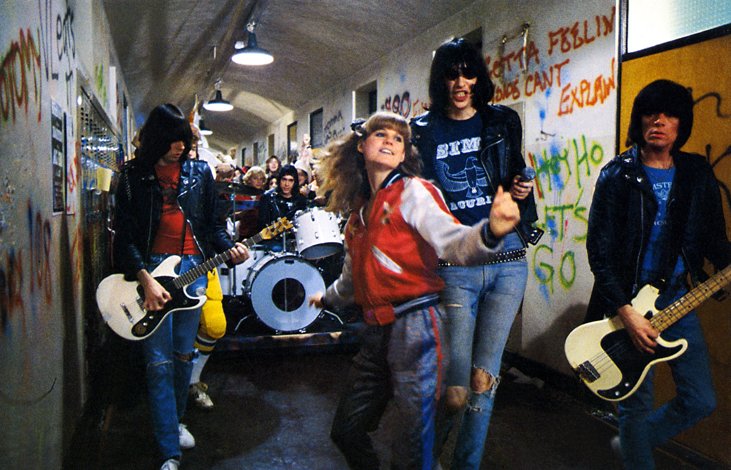 ROCK 'N' ROLL HIGH SCHOOL, from left: Johnny Ramone, Marky Ramone, P.J. Soles, Joey Ramone, Dee Dee Ramone, 1979