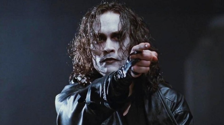The Crow points to his enemies in "The Crow" (1994)