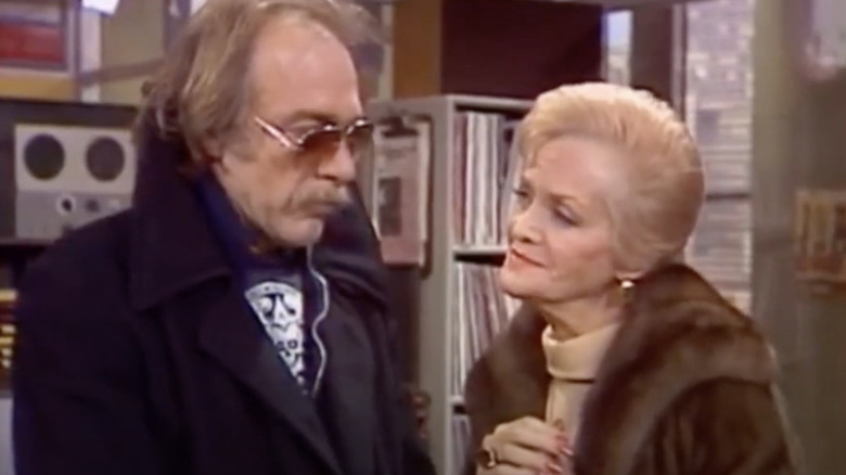 Carol Bruce as Mama Carlson threatening Johnny Fever on WKRP in Cincinnati