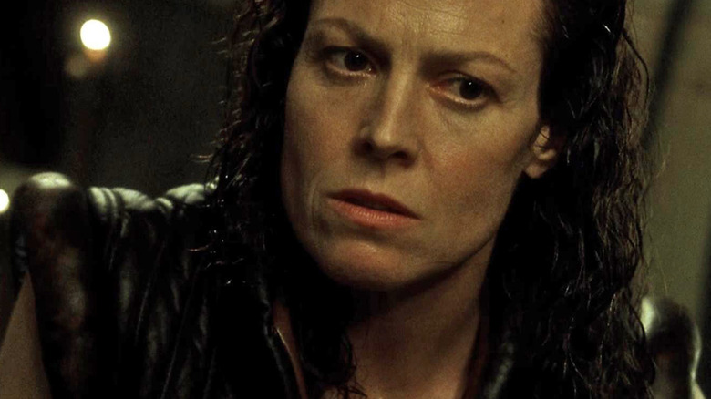 Ripley 8 is confused in "Alien: Resurrection"