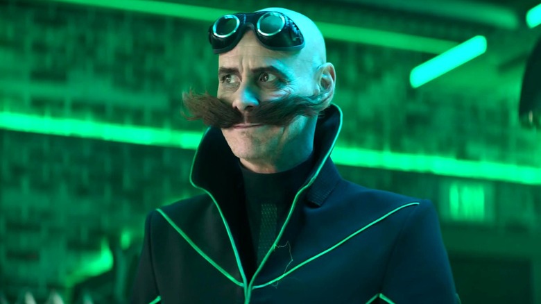 Dr. Robotnik looking to the side smirking in "Sonic the Hedgehog 2" (2022)
