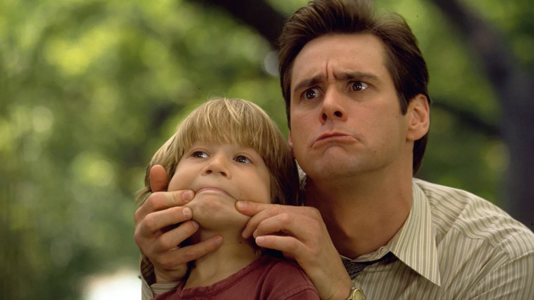 Fletcher and Max make funny faces in "Liar Liar" (1997)