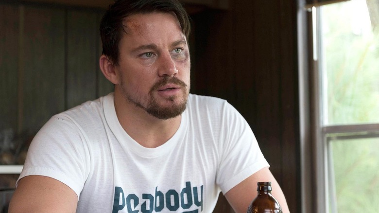 Jimmy Logan drinks a beer in "Logan Lucky" (2017)