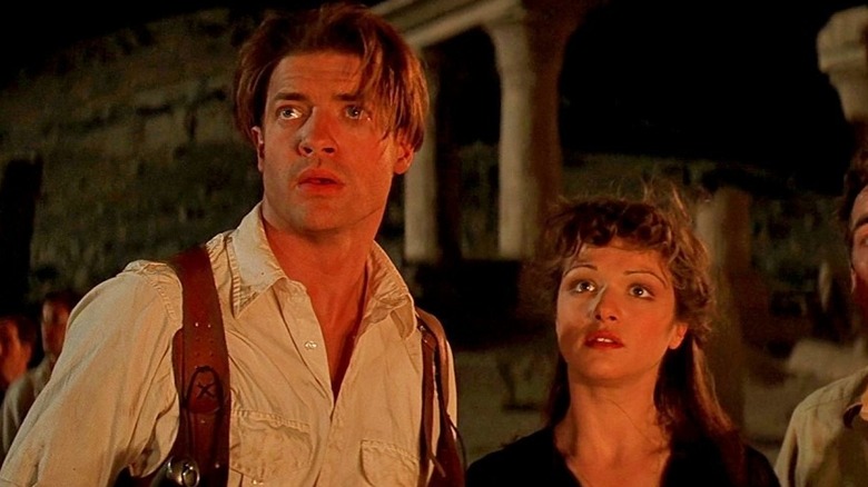Rick and Evelyn look up in amazement in The Mummy (1999)