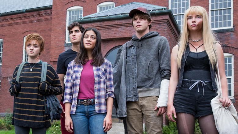 Rahne, Bobby, Dani, Sam, and Illyana in "The New Mutants" (2020)