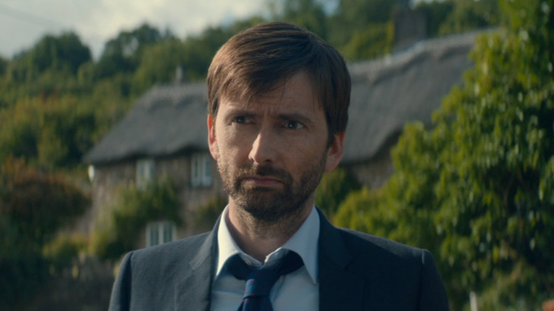 Alec looks into the distance in "Broadchurch" (2013-2017)