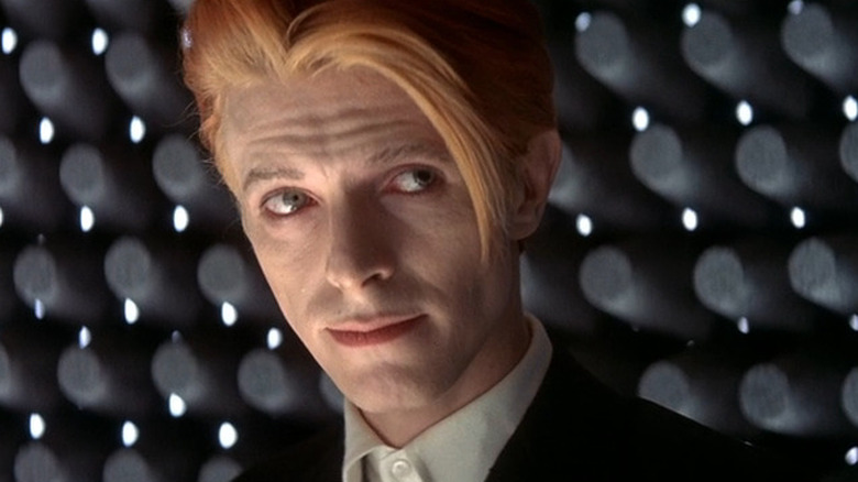 Newton smiles in The Man Who Fell to Earth (1976)
