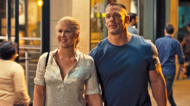 Amy and Steven go for a walk in "Trainwreck" (2015)